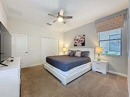 Spacious 5 Bed South Facing Pool & Spa & Game Room 5 Bedroom Villa