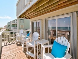 Sweet N Salty 3 Bedroom Townhouse