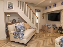 6 Rose Cottage