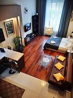 Luxury Senate Apartment