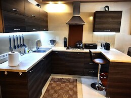 Luxury Senate Apartment