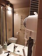 Luxury Senate Apartment