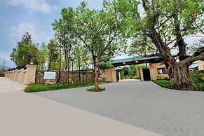 Debu's The Fern Resort & Spa, Jim Corbett