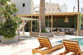 Maria Apartments by Checkin