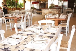 Maria Apartments by Checkin