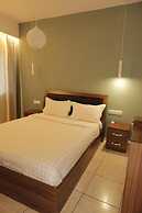 Maria Apartments by Checkin