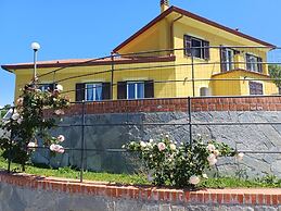 JOIVY Villa Guanna Charming Flat Garden