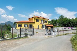 JOIVY Villa Guanna Charming Flat Garden