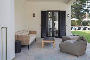 Sounio Poseidon Villa