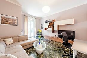 Cute flat with terrace