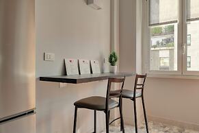 JOIVY Elegant flat in Corso Buenos Aires