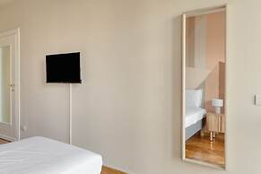 JOIVY Elegant flat in Corso Buenos Aires