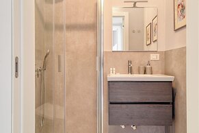 JOIVY Elegant flat in Corso Buenos Aires