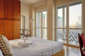 JOIVY Elegant flat in Corso Buenos Aires