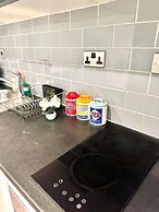 Sheffield Centre - Modern 1BR Apartment - Sleeps 3