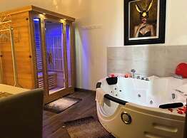 NOTTE ROSA SUITES & RELAX