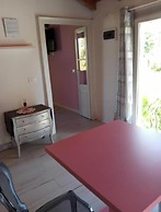 NOTTE ROSA SUITES & RELAX