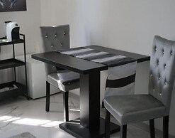 NOTTE ROSA SUITES & RELAX