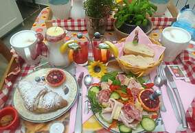 NOTTE ROSA SUITES & RELAX