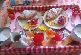 NOTTE ROSA SUITES & RELAX