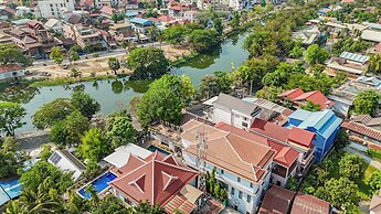 Riverside Boutique Resort & Spa