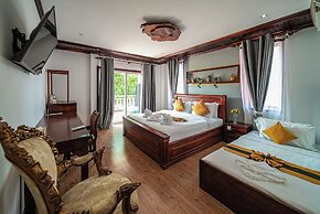 Riverside Boutique Resort & Spa