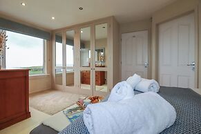 Coastman's Nest