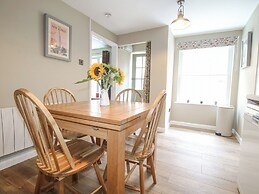 Seren Cottage