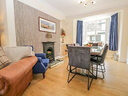 Nutkin Cottage