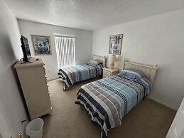Luxury Vacation Home in Kissimmee Perfect for Families & Golfers!
