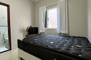 Casa com piscina em Bertioga 1