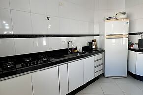 Casa com piscina em Bertioga 1