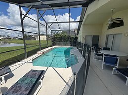 Sunset Villa Your Gateway to a Magical Florida Vacation!