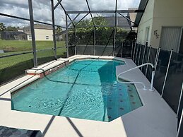 Sunset Villa Your Gateway to a Magical Florida Vacation!