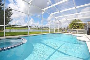 Beautiful 5 Bedroom Home With Large South-facing Pool