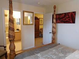 Spacious 6-bedroom Home in Hampton Lakes Perfect for Family Getaways!