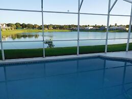 Spacious 6-bedroom Home in Hampton Lakes Perfect for Family Getaways!