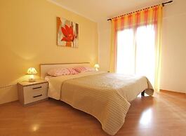 Ground Floor Retreat With bbq