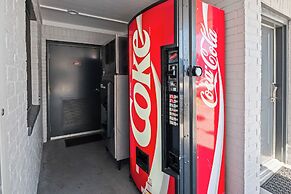 Moonlight Inn - Houston I-45 & Airline