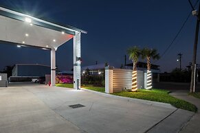 Moonlight Inn - Houston I-45 & Airline