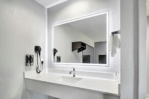 Moonlight Inn - Houston I-45 & Airline