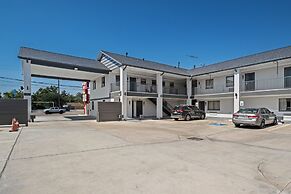 Moonlight Inn - Houston I-45 & Airline