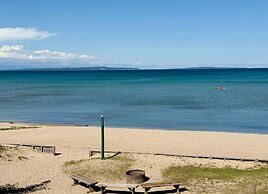 Lake Cottage at Beachcomber of Mackinaw