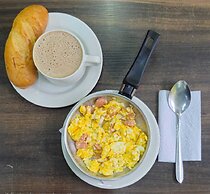 Three House Hostel Boutique