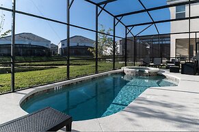 Sophisticated 9 Bedroom Close to Disney