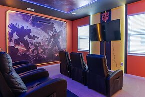 Sophisticated 9 Bedroom Close to Disney