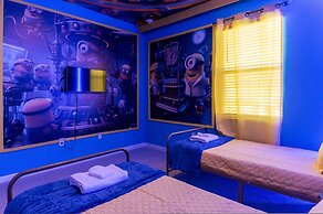 Sophisticated 9 Bedroom Close to Disney