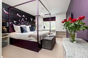 The Set - Room With En-suite