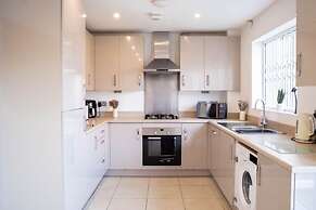 Etihad Blissful Retreat-3 Bedroom Haven