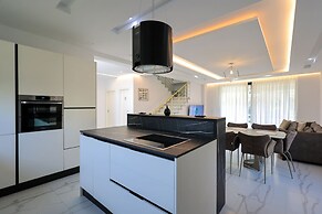 Sanpietro Vacation Villa 009